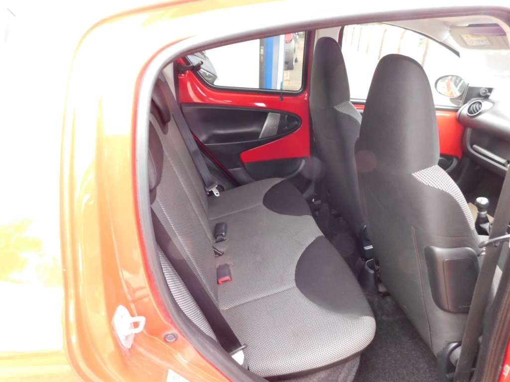 TOYOTA AYGO