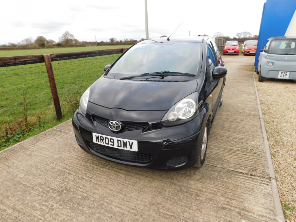 View TOYOTA AYGO 1.0 VVT-i Black
