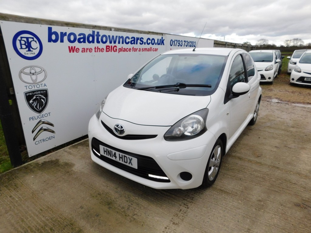 View TOYOTA AYGO 1.0 VVT-i Move