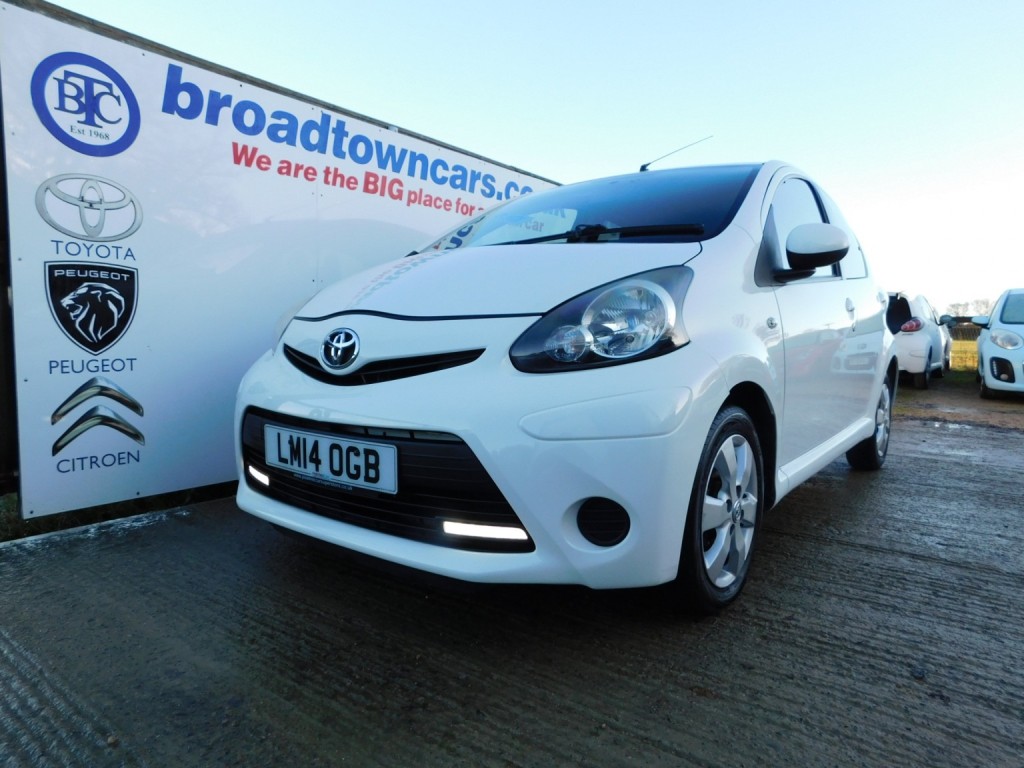 View TOYOTA AYGO 1.0 VVT-i Move