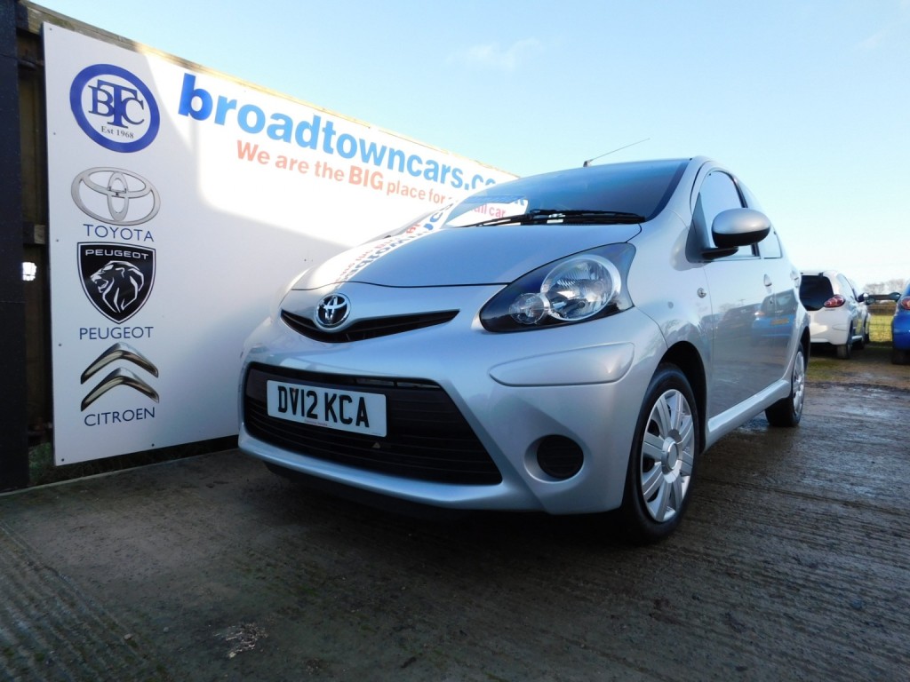 View TOYOTA AYGO 1.0 VVT-i Ice
