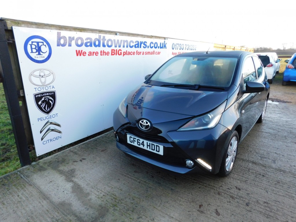 View TOYOTA AYGO 1.0 VVT-i x-pression