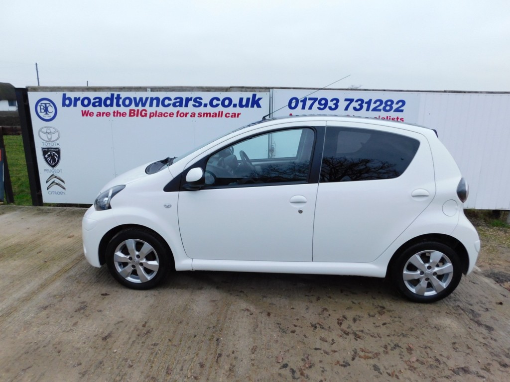 View TOYOTA AYGO 1.0 VVT-i Move