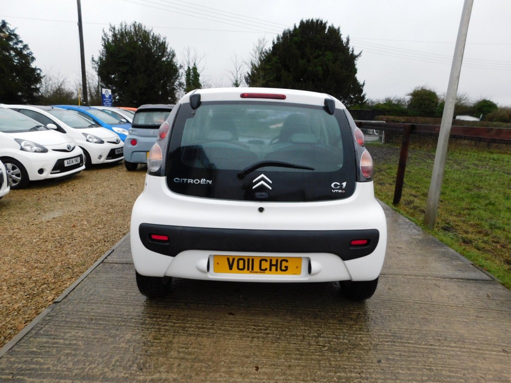 View CITROEN C1 1.0 i VTR+