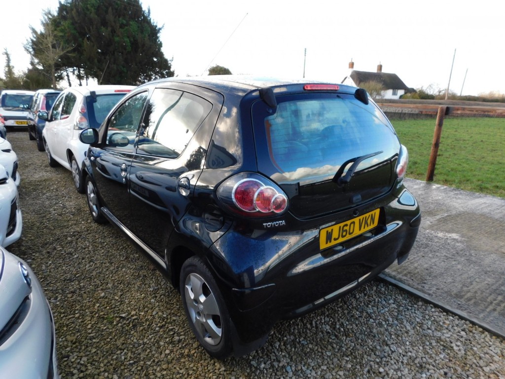 View TOYOTA AYGO 1.0 VVT-i Black Automatic