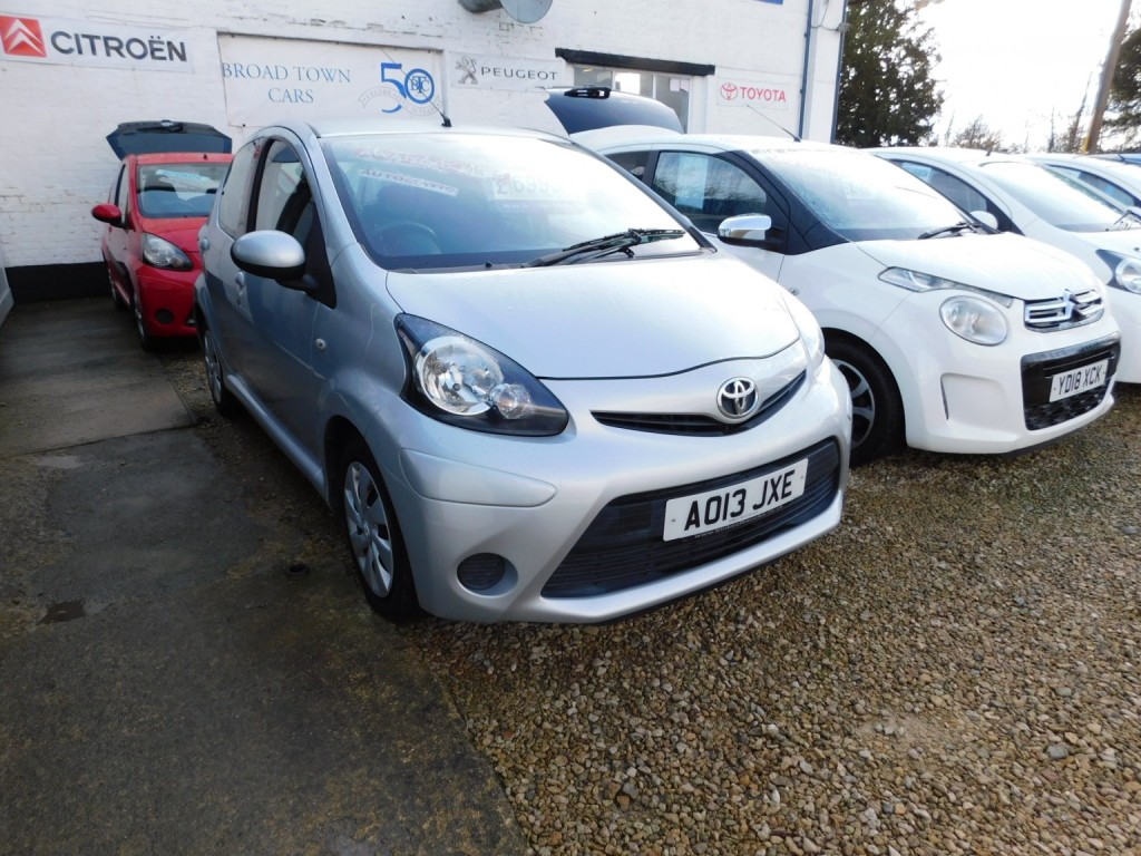 View TOYOTA AYGO 1.0 VVT-i Ice Automatic