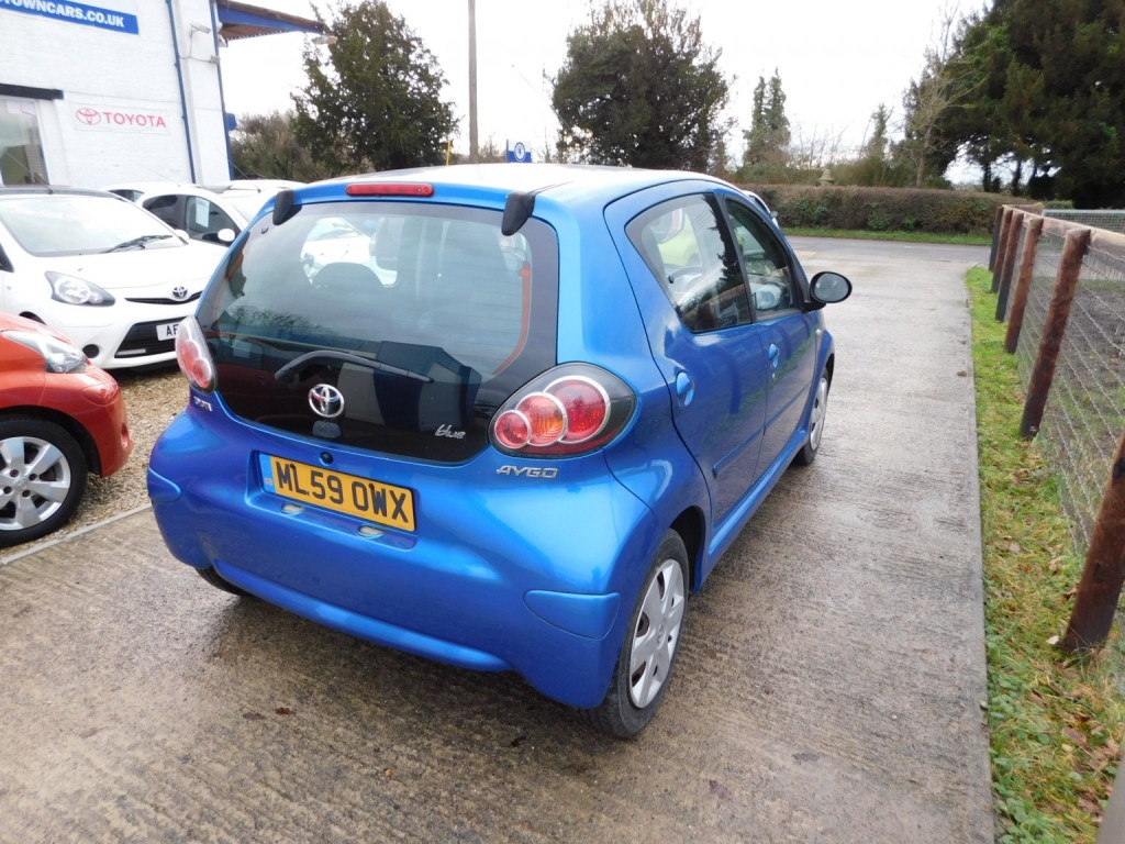 View TOYOTA AYGO 1.0 VVT-i Blue