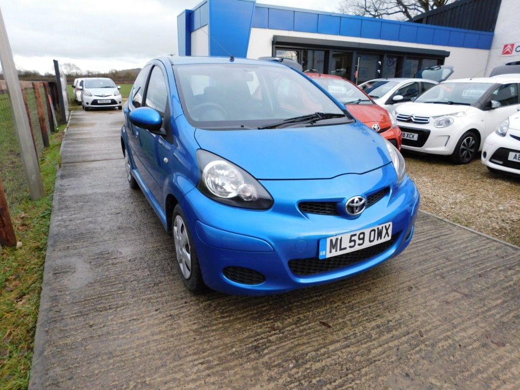 View TOYOTA AYGO 1.0 VVT-i Blue