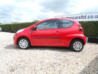 PEUGEOT 107