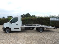 NISSAN NV400