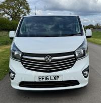 VAUXHALL VIVARO