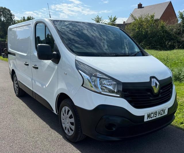 RENAULT TRAFIC