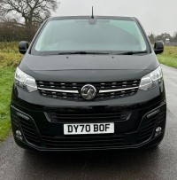 VAUXHALL VIVARO