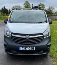 VAUXHALL VIVARO