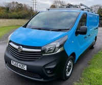 VAUXHALL VIVARO