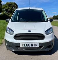 FORD TRANSIT COURIER