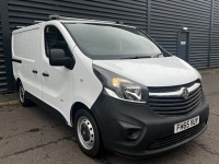 VAUXHALL VIVARO