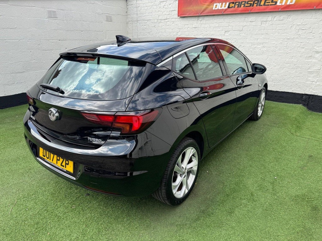 VAUXHALL ASTRA