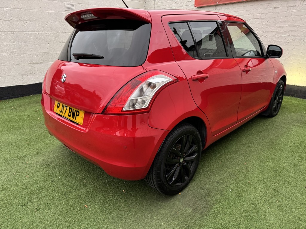 SUZUKI SWIFT