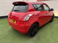 SUZUKI SWIFT