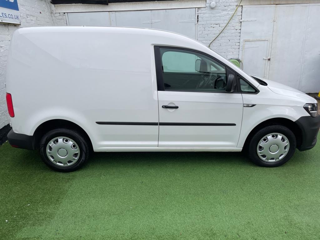 VOLKSWAGEN CADDY