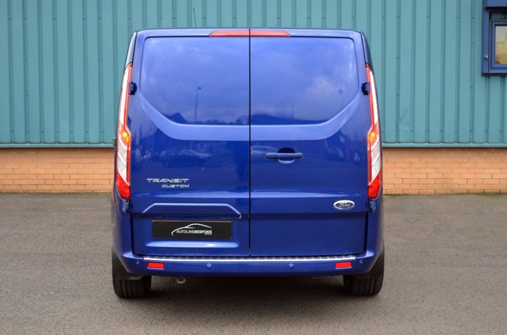 FORD TRANSIT CUSTOM 2.2 TDCI 155 290 L1H1 Limited 2015