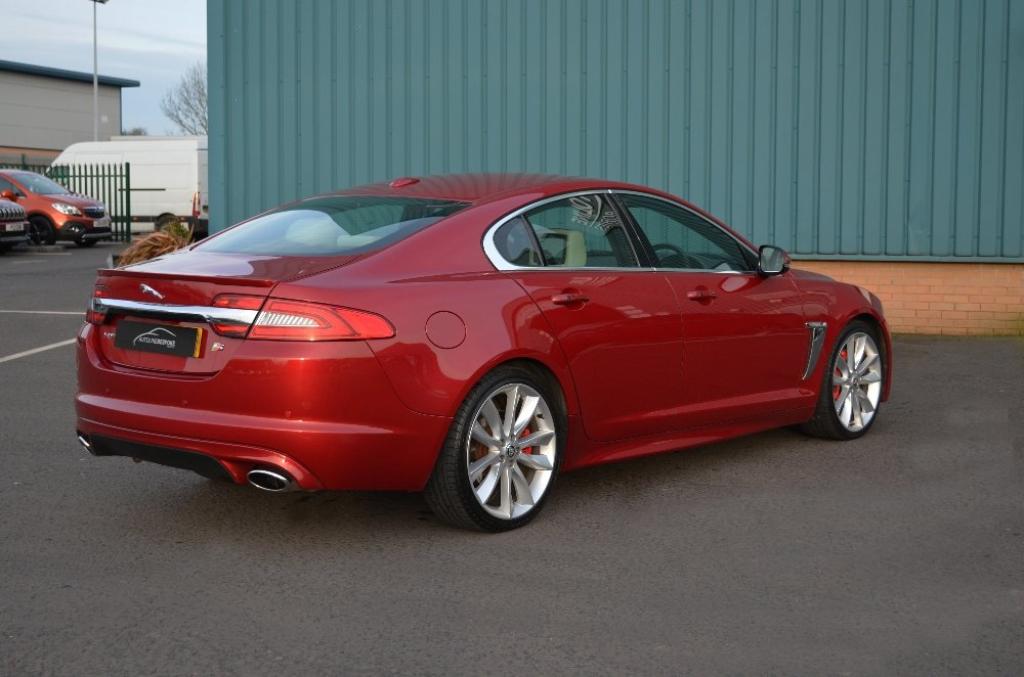 JAGUAR XF 3.0 TDV6 S Portfolio 62 2012