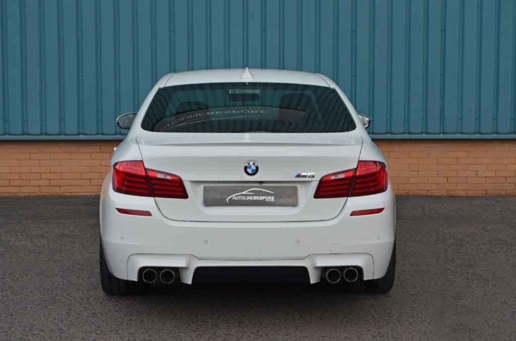 BMW M5 M5 4.4 V8 DCT 65 2015