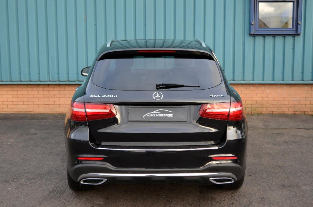 MERCEDES-BENZ GLC 220d AMG Line Premium G-Tronic 4Matic 16 2016