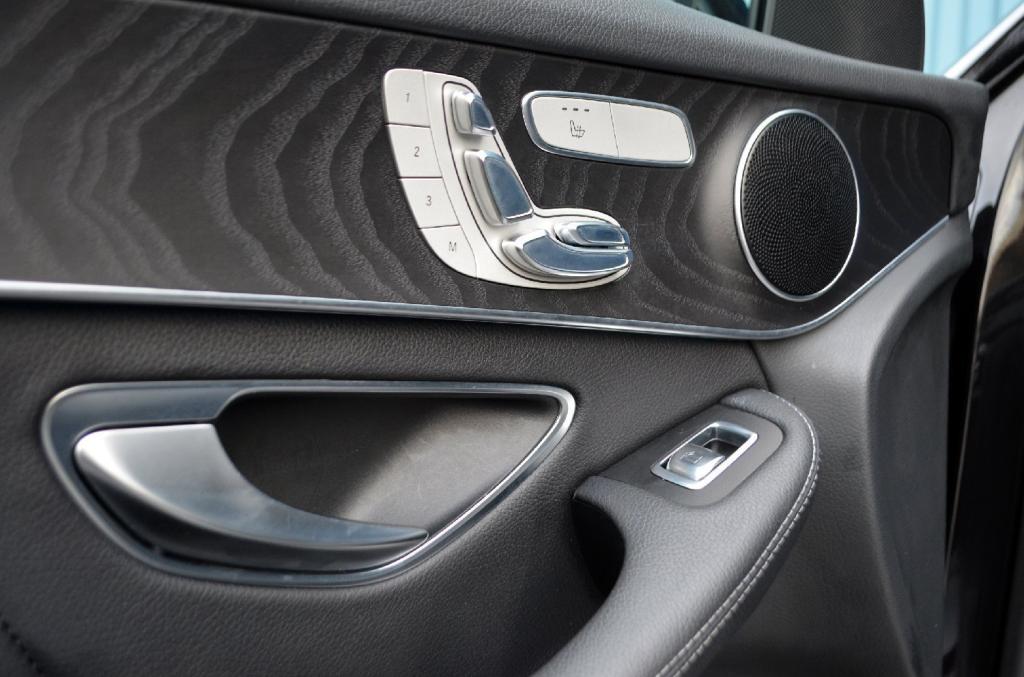 MERCEDES-BENZ GLC 220d AMG Line Premium G-Tronic 4Matic 16 2016