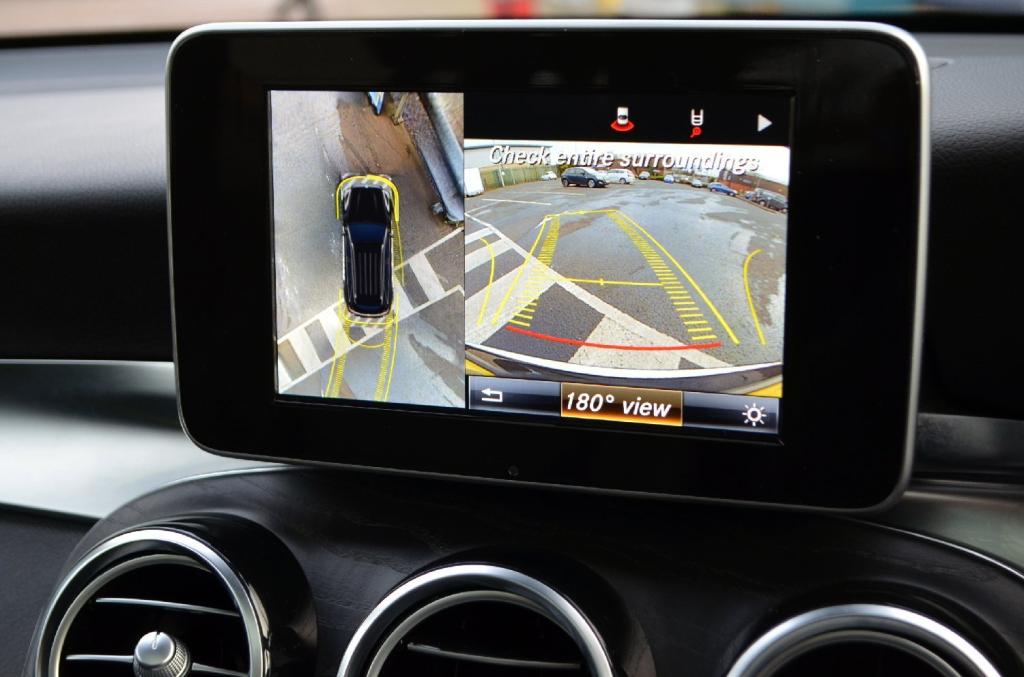 MERCEDES-BENZ GLC 220d AMG Line Premium G-Tronic 4Matic 16 2016