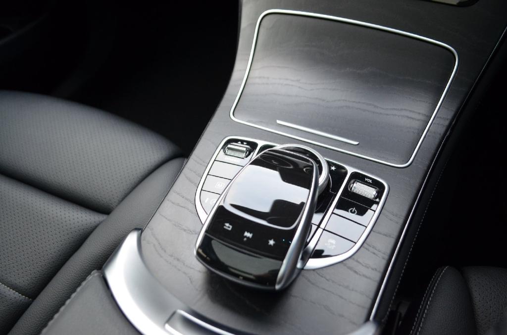 MERCEDES-BENZ GLC 220d AMG Line Premium G-Tronic 4Matic 16 2016