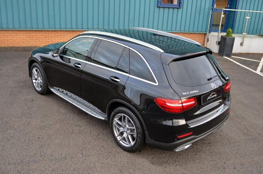 MERCEDES-BENZ GLC 220d AMG Line Premium G-Tronic 4Matic 16 2016