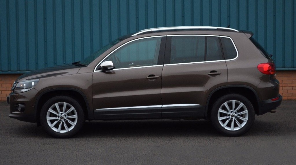 VOLKSWAGEN TIGUAN 2.0 TDI BlueMotion Tech SE 4WD 12 2012