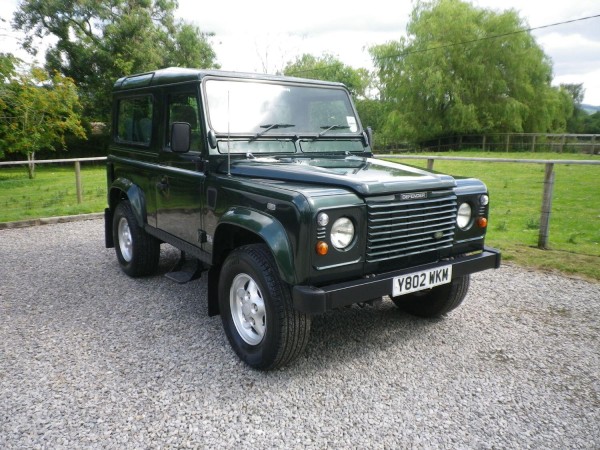 View LAND ROVER DEFENDER 2.5 TD5 County