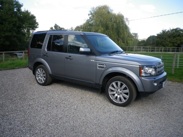 View LAND ROVER DISCOVERY 4 3.0 SD V6 HSE