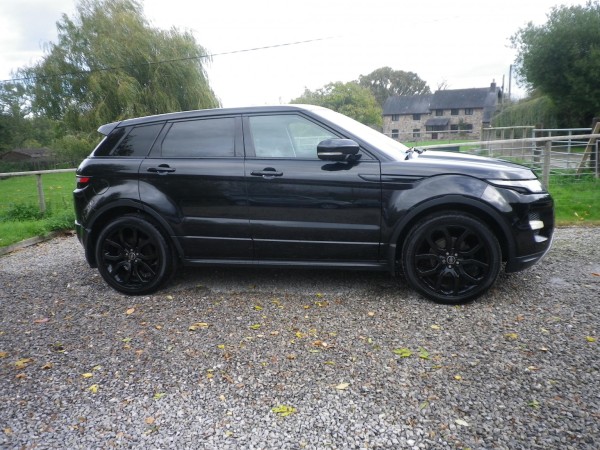 View LAND ROVER RANGE ROVER EVOQUE 2.2 SD4 Dynamic