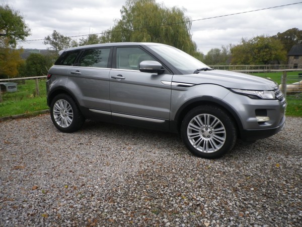 View LAND ROVER RANGE ROVER EVOQUE 2.2 SD4 Prestige