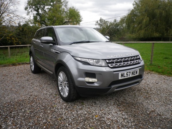 View LAND ROVER RANGE ROVER EVOQUE 2.2 SD4 Prestige