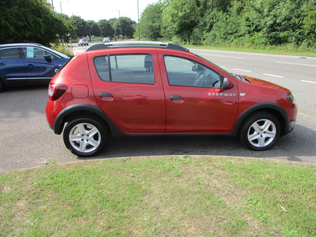 View DACIA SANDERO STEPWAY 1.5 DCi AMBIANCE SUV DIESEL 5 DOOR.