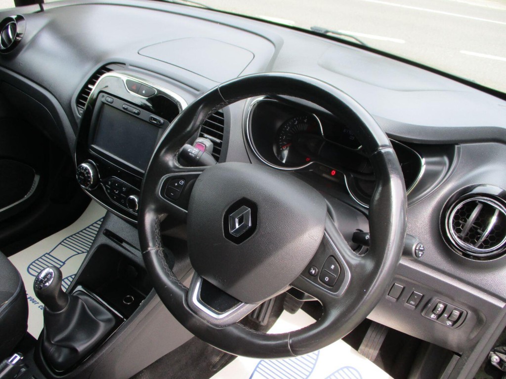 RENAULT CAPTUR