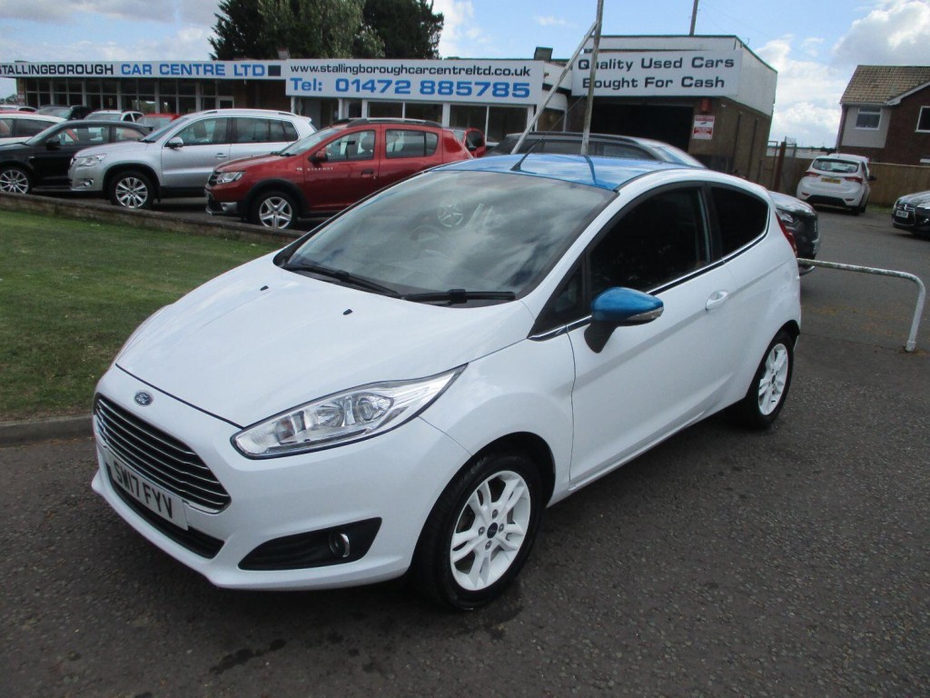 View FORD FIESTA 1.25 ZETEC WHITE EDITION SPRING 3 DOOR