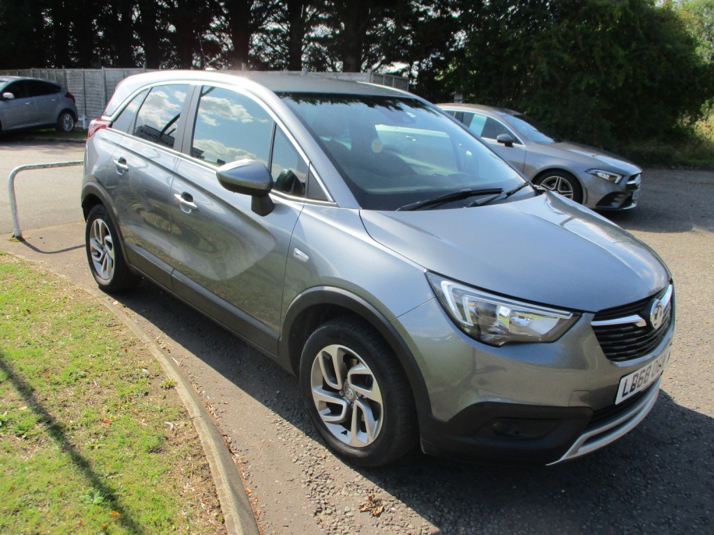 View VAUXHALL CROSSLAND X 1.2T 110 TECH LINE NAV MPV PETROL AUTO 5 DR