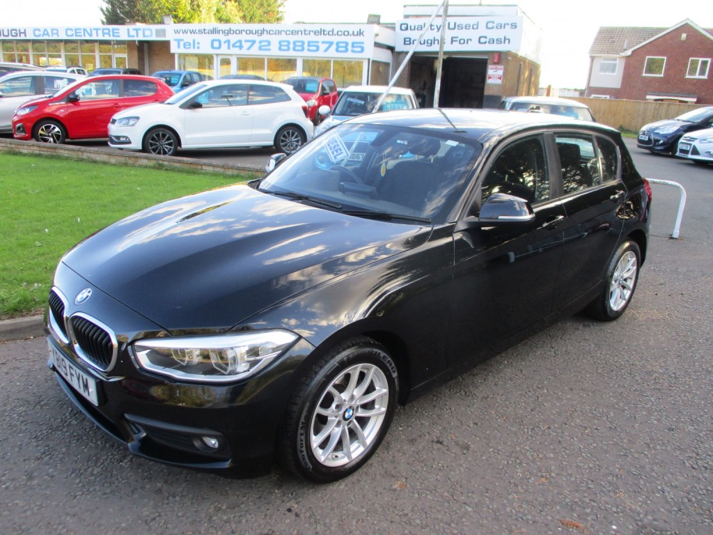 BMW 1 SERIES  116d 1.5 TDi SE BUSINESS DIESEL AUTO 5 DR