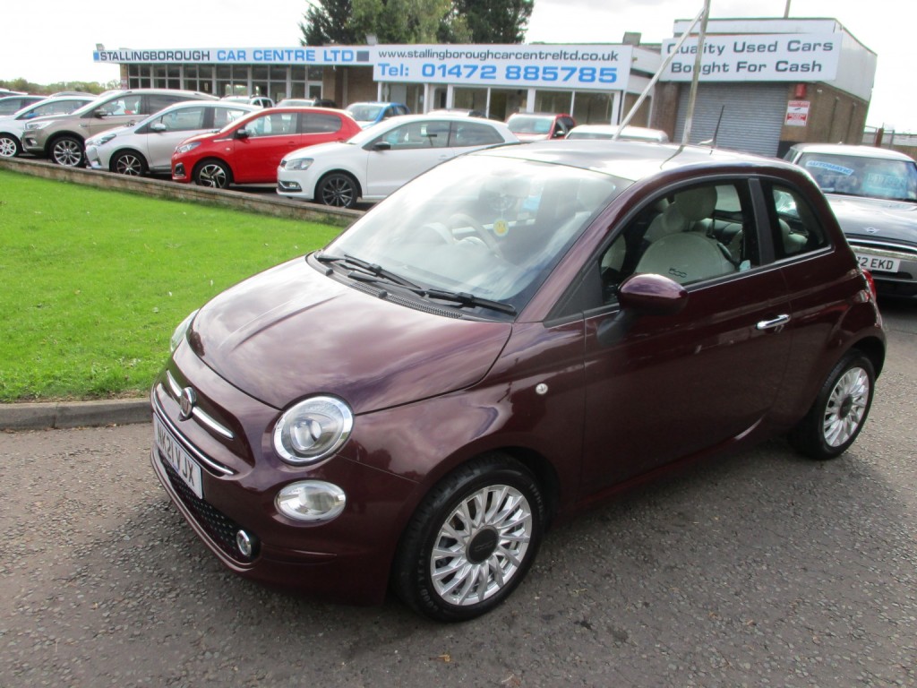 View FIAT 500 1.0 LOUNGE MILD HYBRID PETROL 3 DOOR