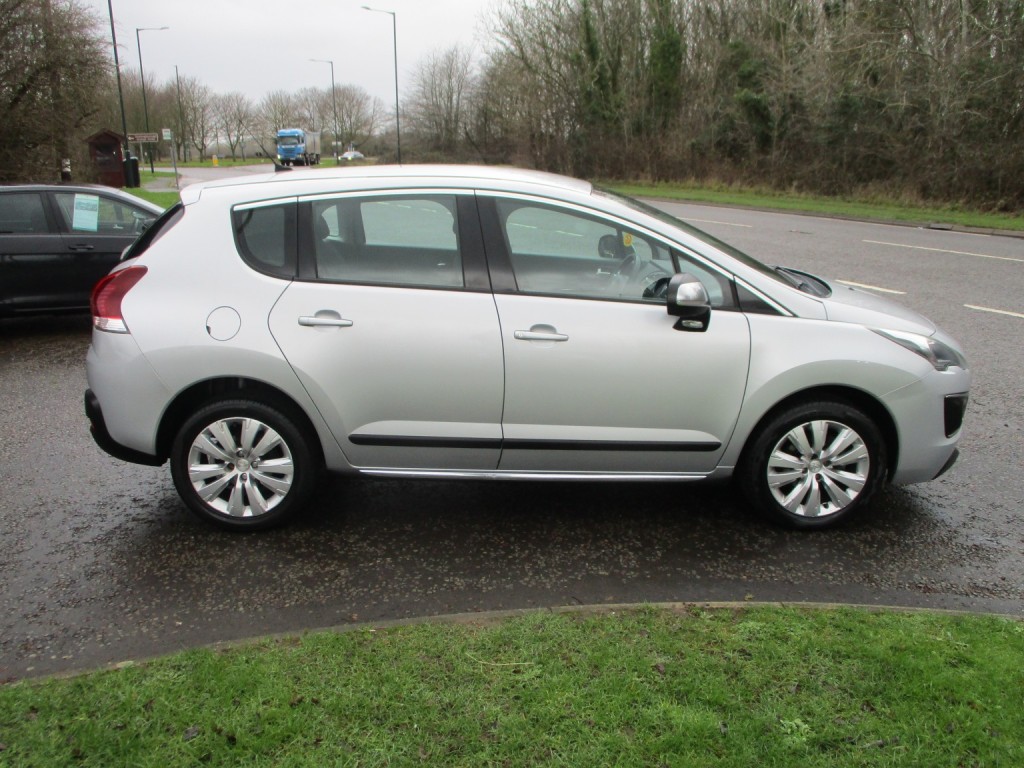 View PEUGEOT 3008 1.6 HDi ACTIVE MPV DIESEL 5 DOOR.