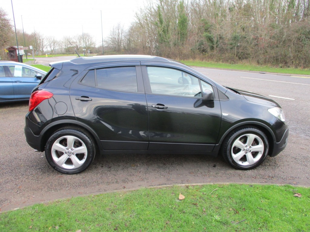 View VAUXHALL MOKKA 1.7 CDTi TECH LINE SUV DIESEL AUTOMATIC.