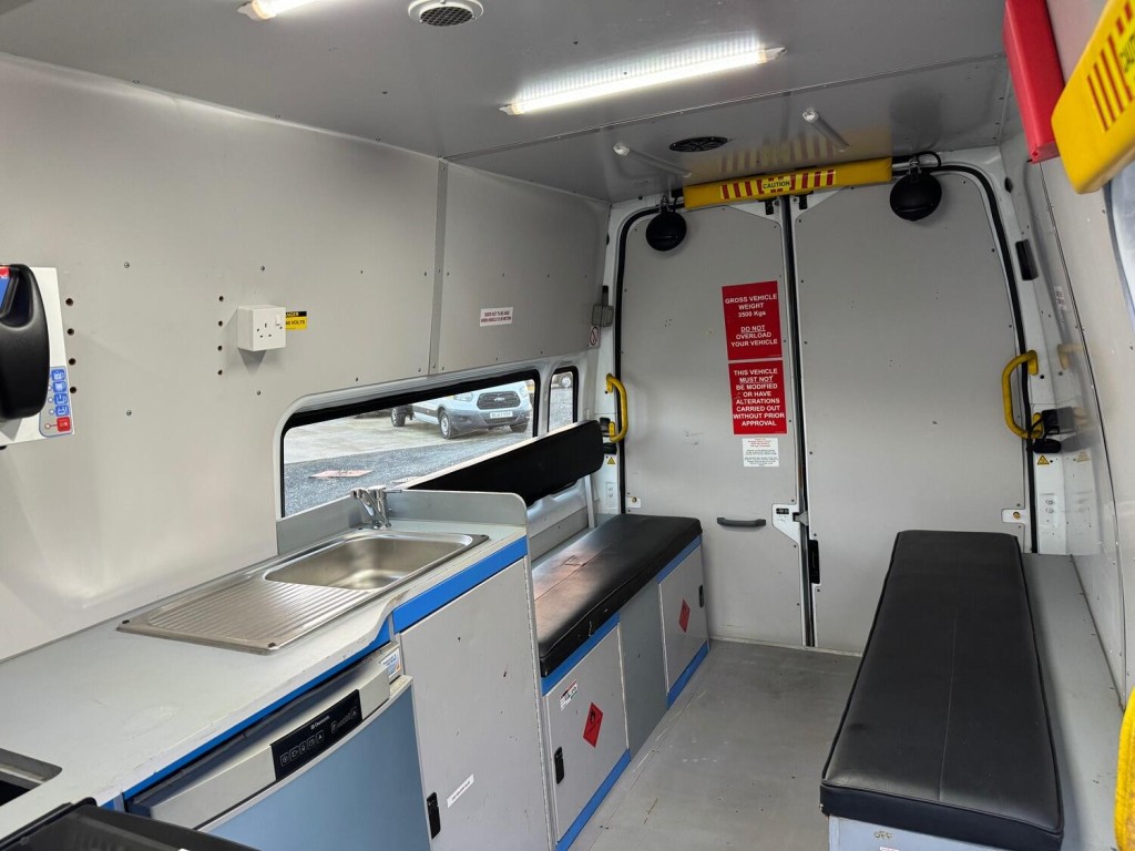 FORD TRANSIT 4x4 AWD. 2.2 TDCi LWB High Roof Welfare Mess Van. Ideal Camper Conversion.  2013