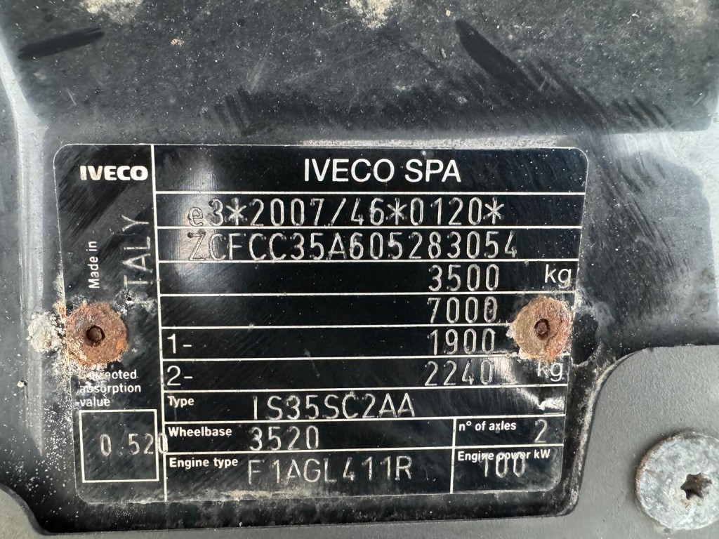 IVECO DAILY  35S14V MWB Van. Euro 6. Tows 3.5T 2019