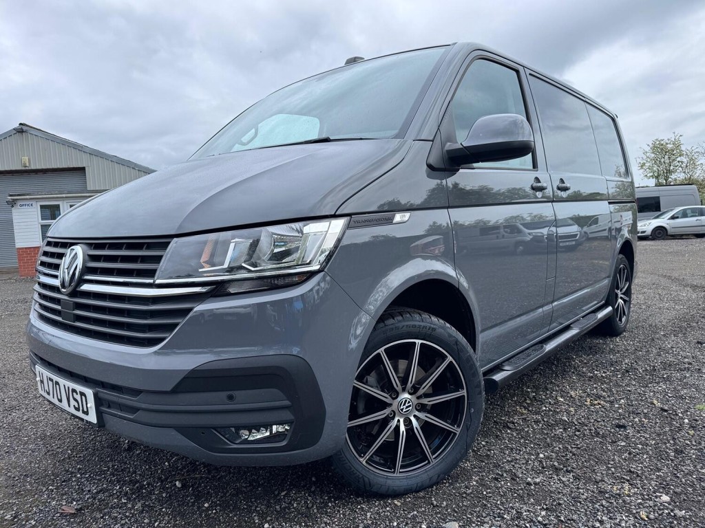 VOLKSWAGEN TRANSPORTER 2.0 TDI 150 Highline. Pure Grey. Tailgate.  2020